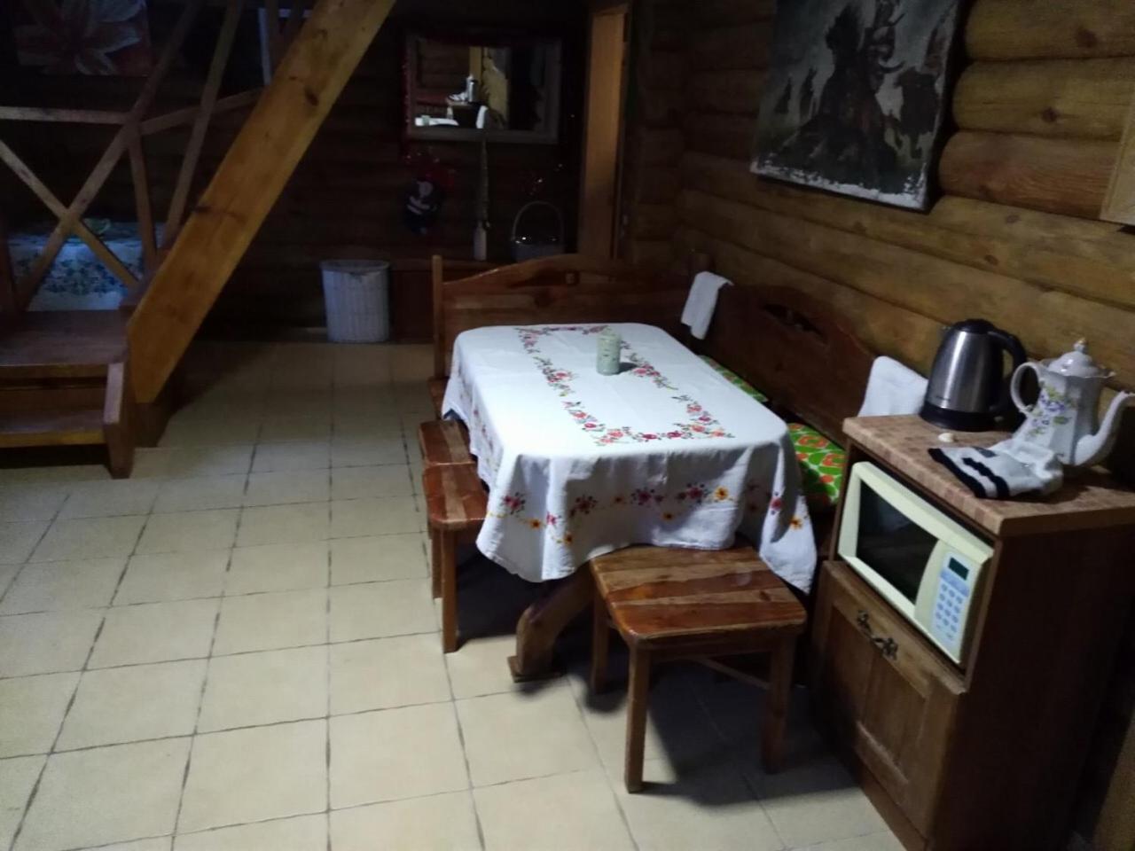 Eco Dom V Lesu Guest House Bila Krynytsia Eksteriør bilde