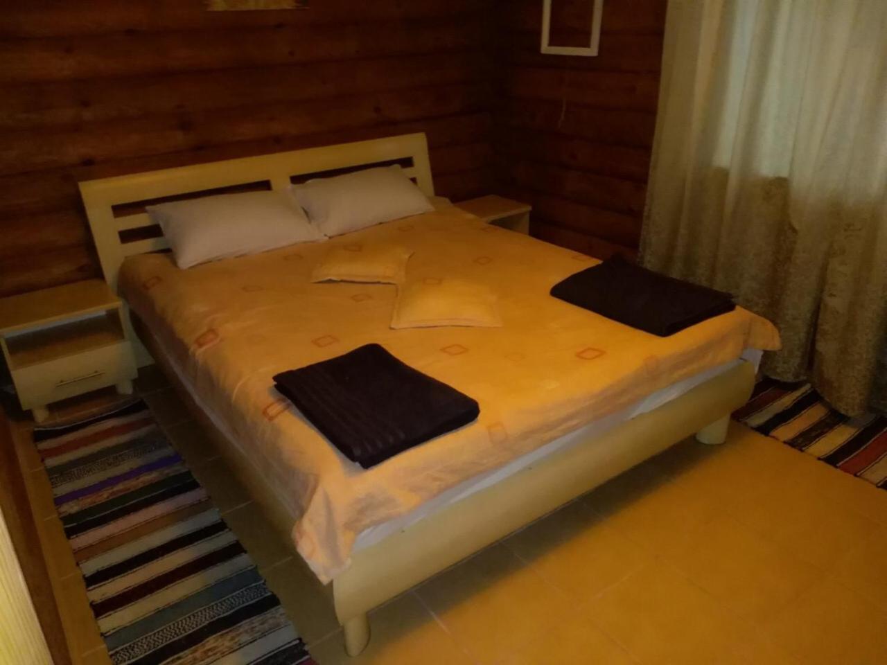 Eco Dom V Lesu Guest House Bila Krynytsia Eksteriør bilde